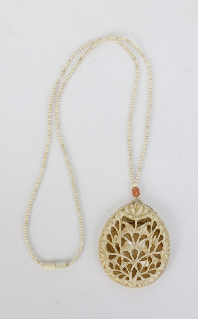 A Chinese Antique Ivory Carved Pendant Necklace (1 of 3)