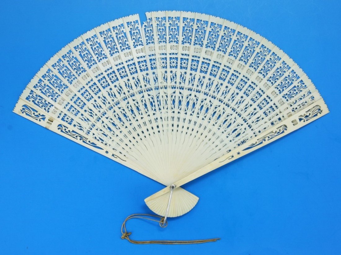 A Chinese Antique Carved Export Ivory Fan (1 of 4)
