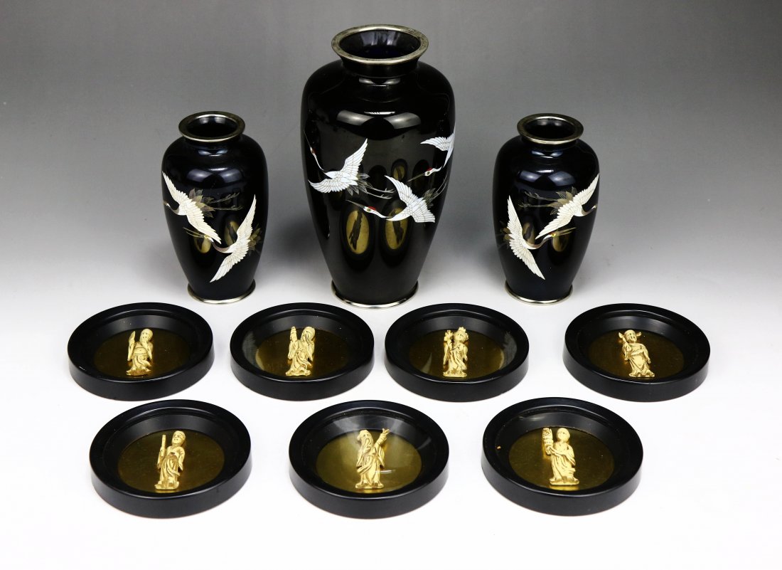 Ten (10) Chinese & Japanese Lacquer Plates & Vases (1 of 1)