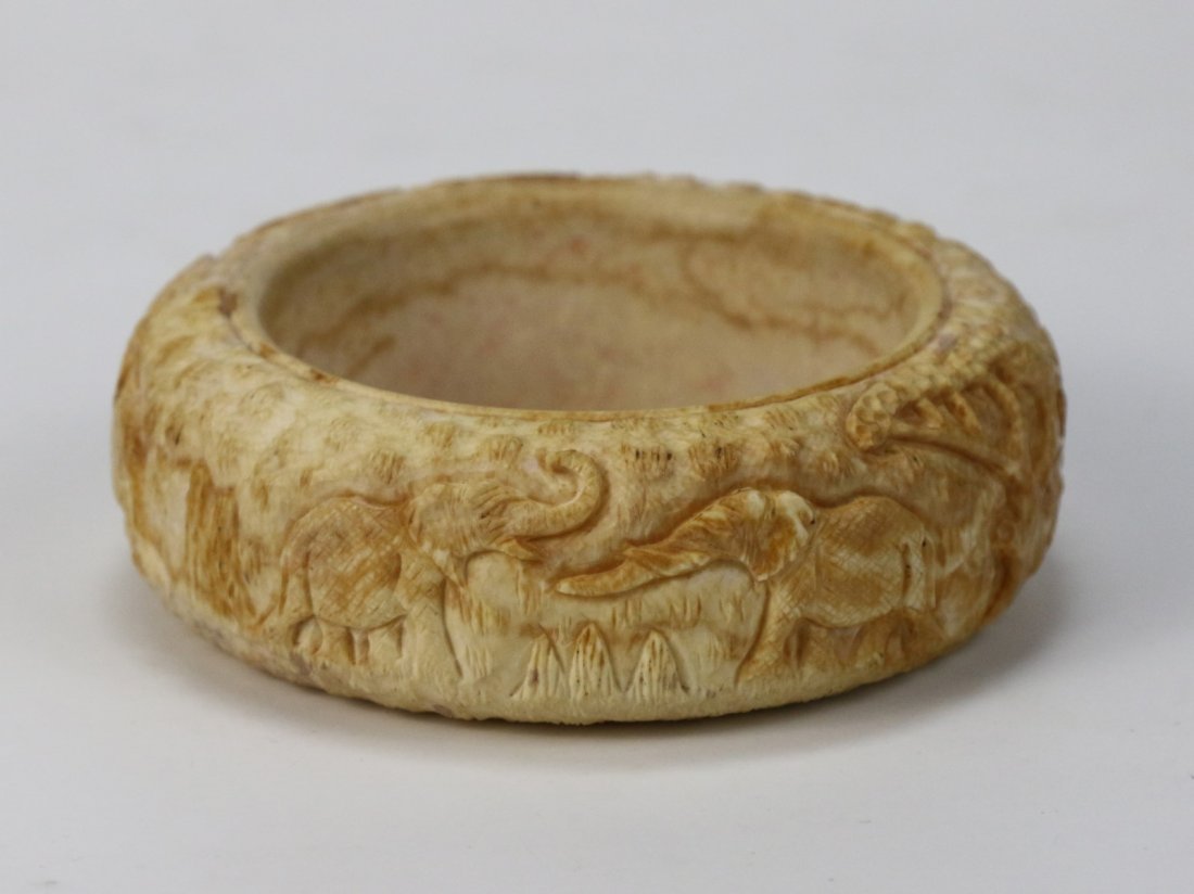 A Chinese Antique Ivory Carved Bangle (1 of 4)