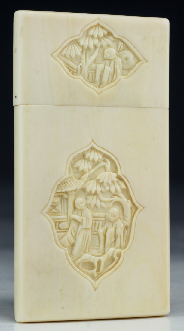 A Chinese Antique EXPORT Carved Ivory Card Case (1 of 5)