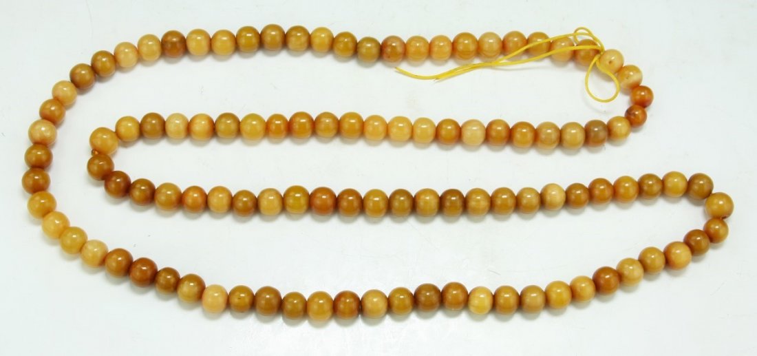 An African European Trade Bead Necklace (1 of 3)