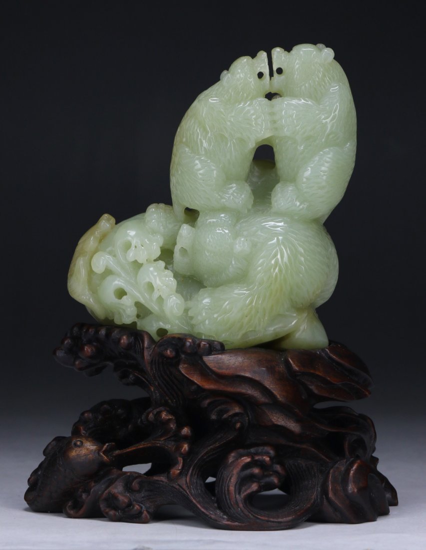 A Jade Carved Bear Group (1 of 6)