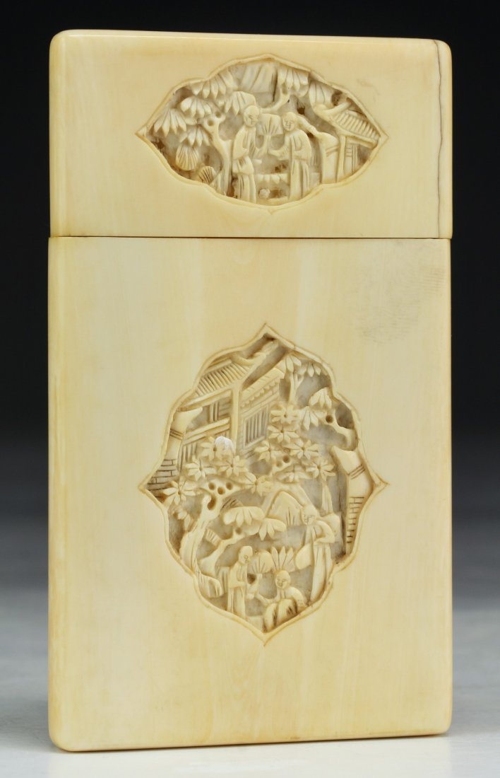 A Chinese Antique Ivory Carved Card Case (1 of 5)