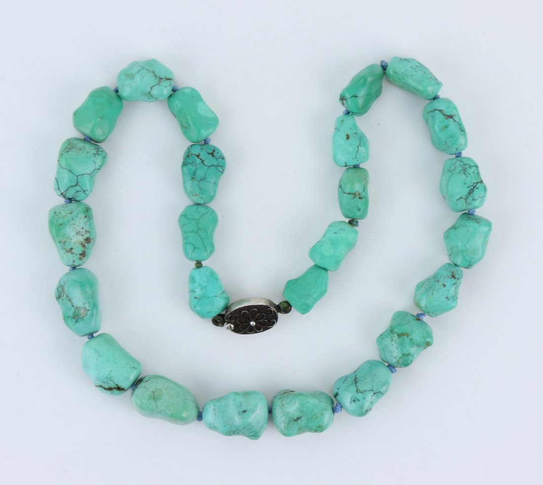 A Natural Turquoise Necklace (1 of 2)