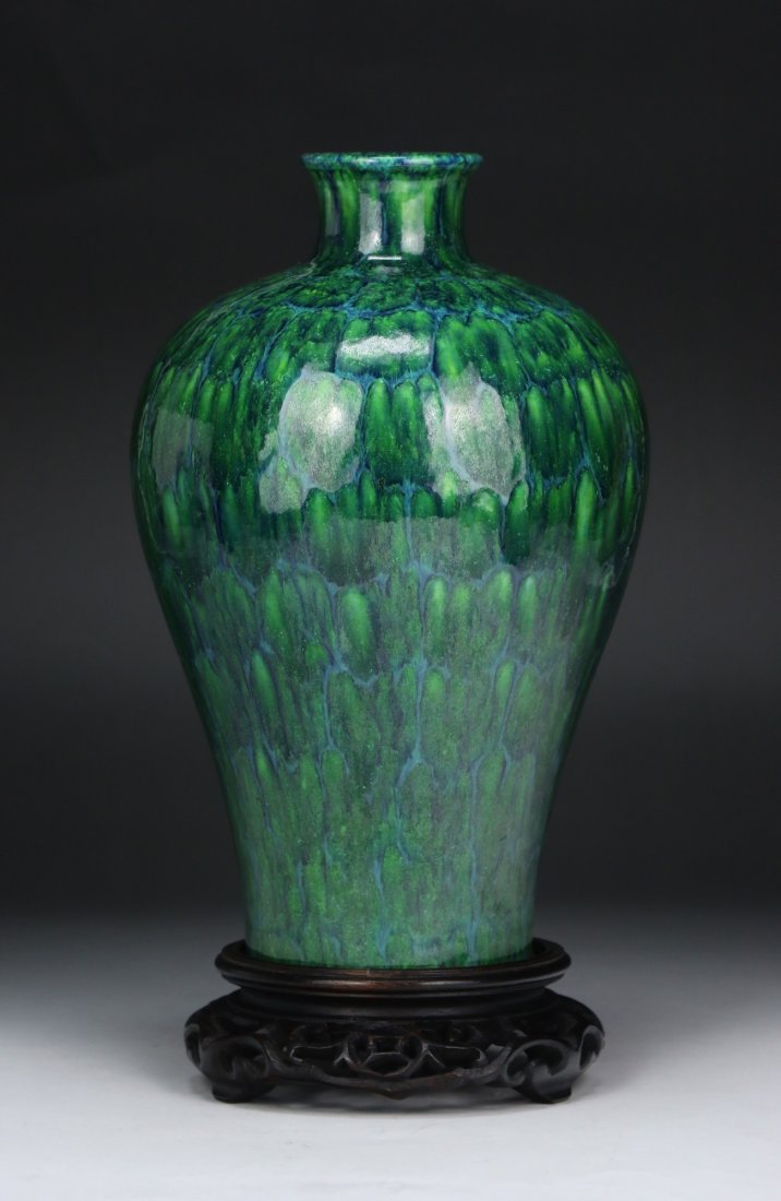 A Chinese Antique Green Lu-Jun Glaze Porcelain Vase: A Chinese Antique Green Lu-Jun Glaze Porcelain Vase: of rounded shoulder form applied overall with attractive green tone glaze, signed 'KANGXI' in cobalt blue on the base and of the Period, presented