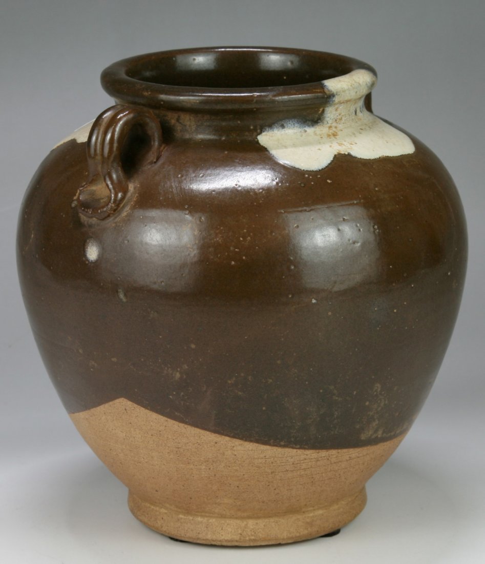 A Chinese Antique Yao Zhou Porcelain Jar: A Chinese Antique Yao Zhou Porcelain Jar; Size: H: 7"