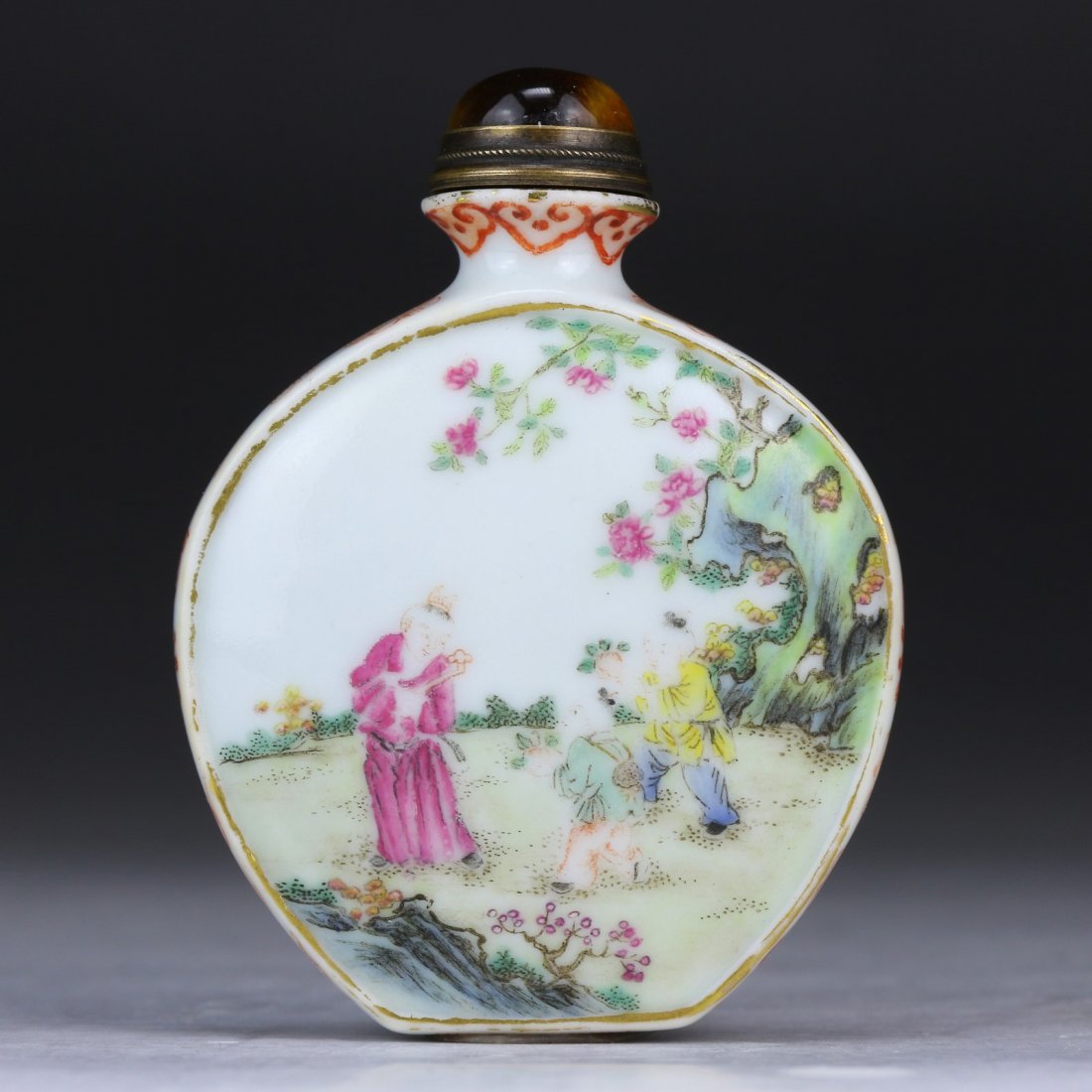 A Chinese Antique Famille Rose Porcelain Snuff Bottle (1 of 3)