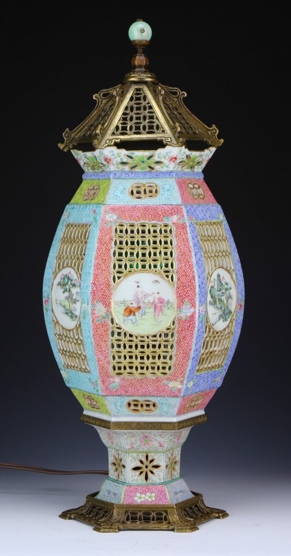 A Chinese Antique Famille Rose Porcelain Lamp (1 of 4)