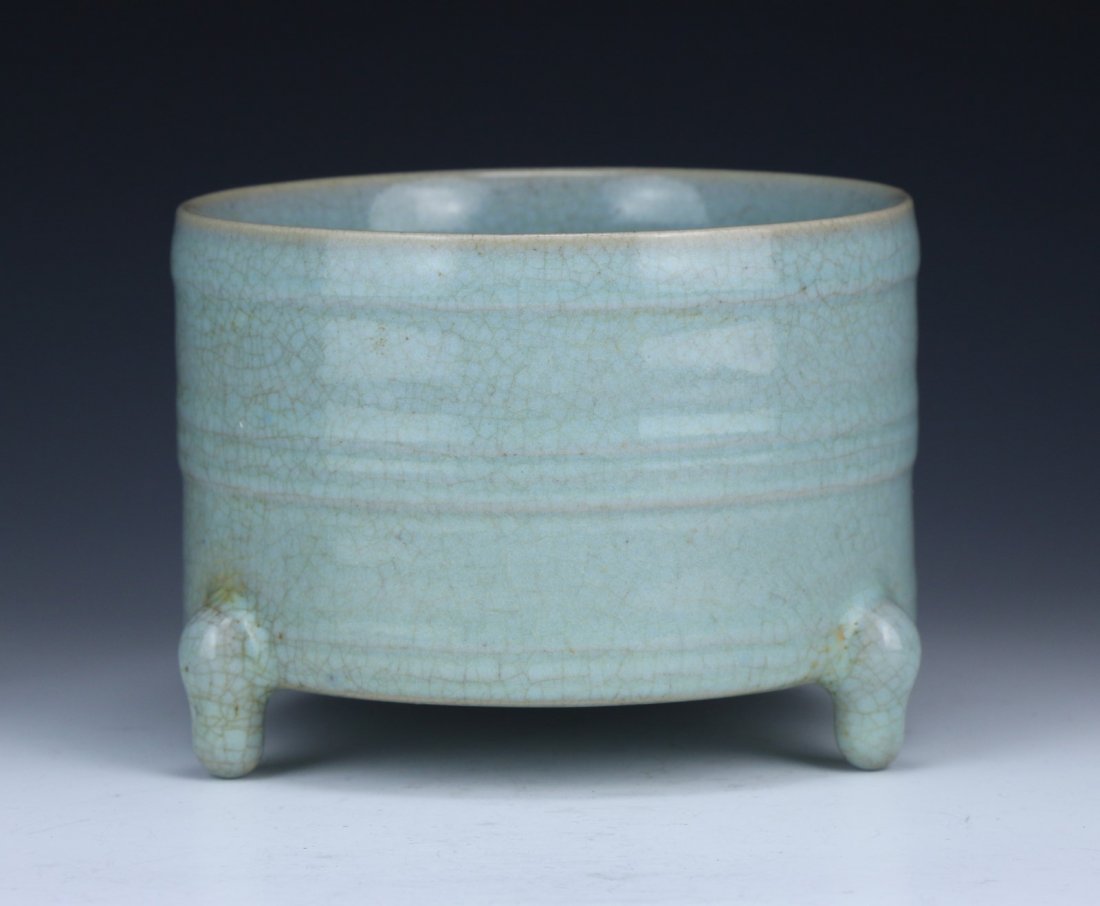 A Chinese Antique Celadon Tri-Pod Porcelain Xi: A Chinese Antique Celadon Tri-Pod Porcelain Xi; Size: D: 5"