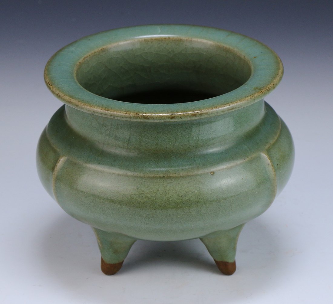 A Chinese Antique Celadon Glazed Censer (1 of 5)