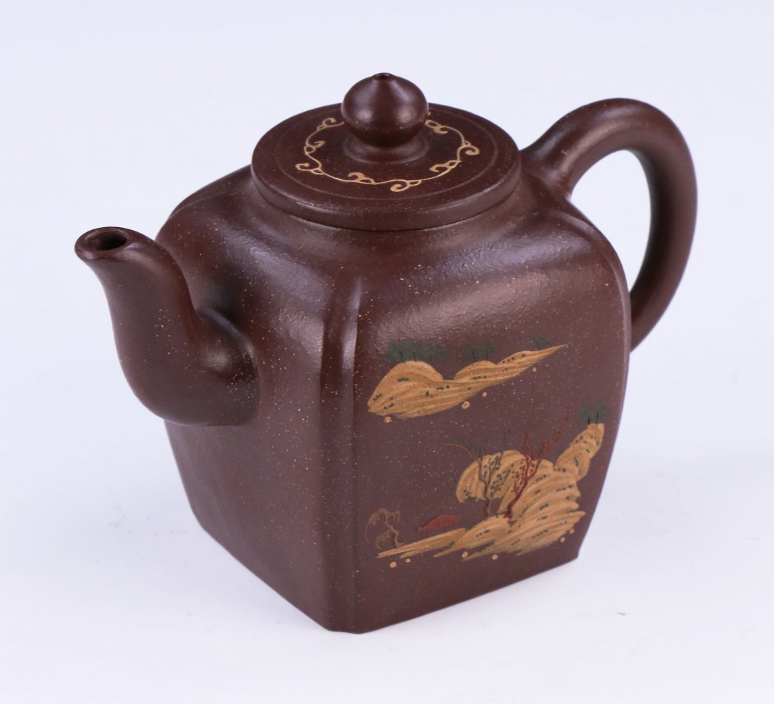A Chinese Yixing Zisha Teapot (1 of 6)
