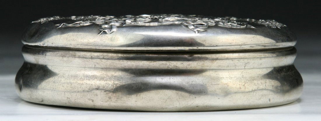A Chinese Antique Silver Box With Cover (1 of 5)