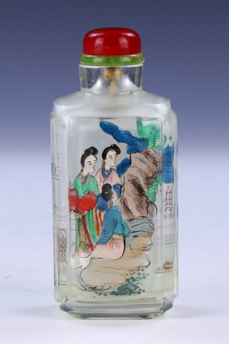 A Chinese Antique Peking Glass Snuff Bottle (1 of 3)