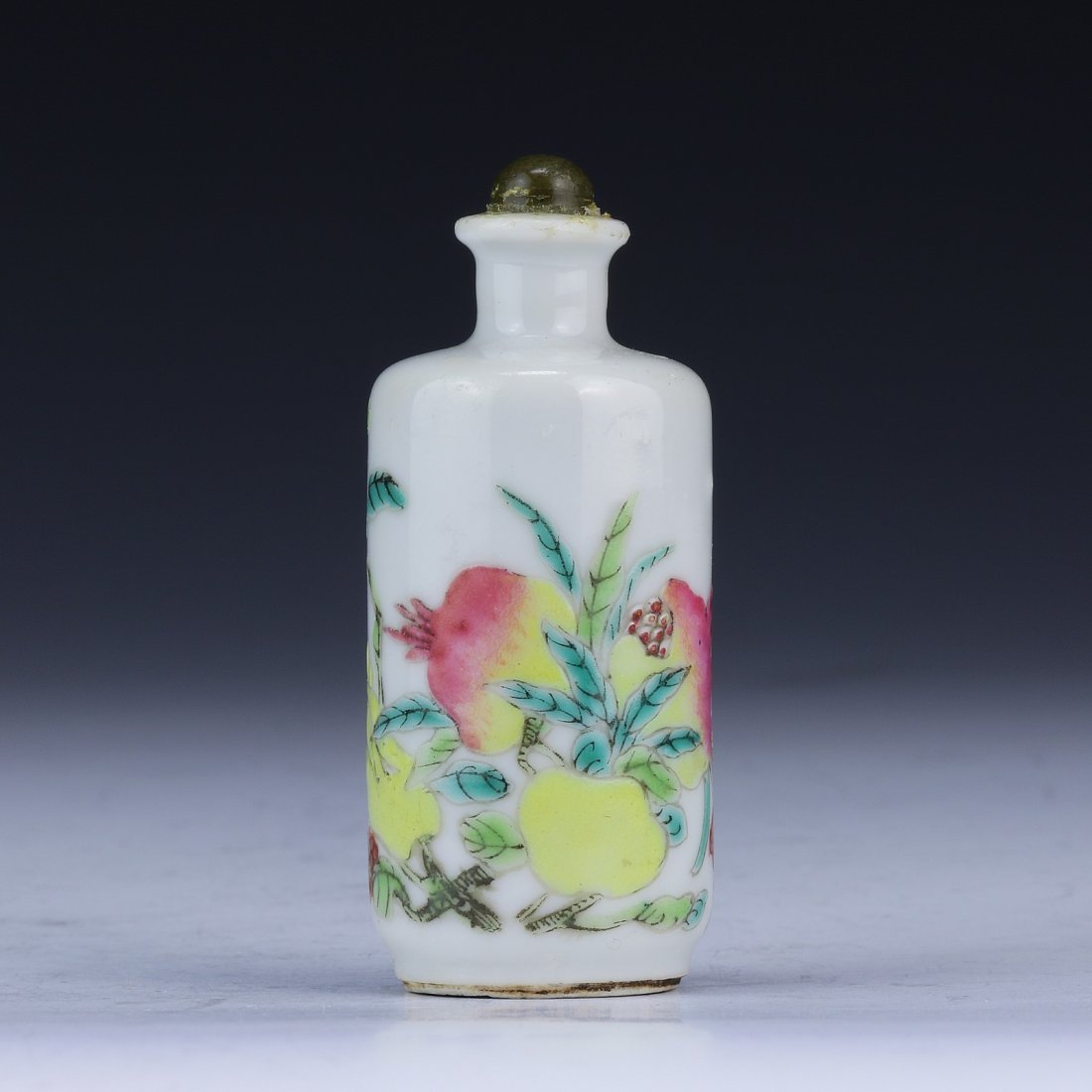 A Chinese Antique Famille Rose Porcelain Snuff Bottle: A Chinese Antique Famille Rose Porcelain Snuff Bottle: With A Circle Sign in Deep Cobalt Blue On The Base And Of 18Th Century; Size: H: 2-1/2"