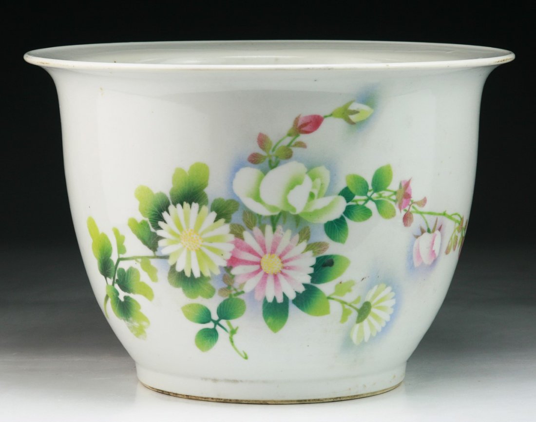 A Chinese Antique Famille Rose Porcelain Pot: A Chinese Antique Famille Rose Porcelain Pot: inscribed And Marked On The Body, Of Minguo Period; Size: H: 10-1/2"