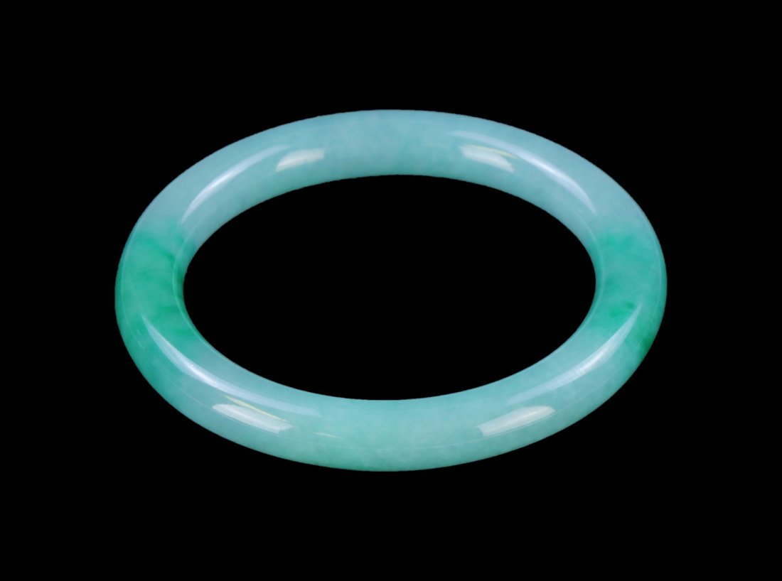 A Jadeite Bangle With Aigl Certificate (1 of 3)