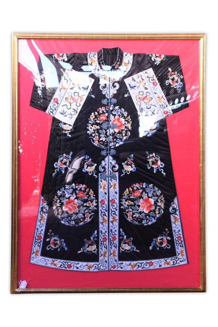 A CHINESE FRAMED EMBROIDERED ROBE (1 of 3)