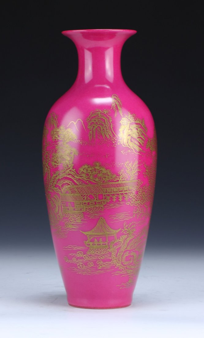 A CHINESE ANTIQUE PINK GLAZED VASE (1 of 6)