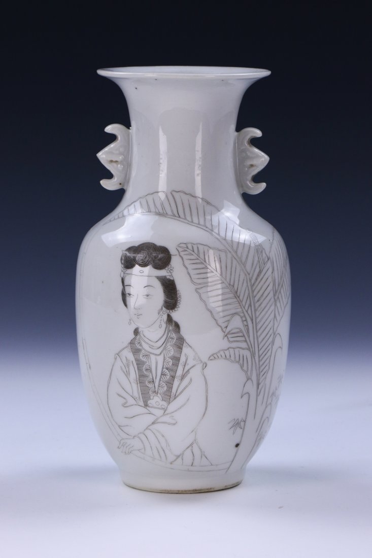 A CHINESE ANTIQUE KECI PORCELAIN VASE: 清光緒白釉刻瓷仕女圖瓶A Chinese Antique Keci Porcelain Vase: The Body Finely Painted With A Woman Near Palm Branches, inscribed And Si