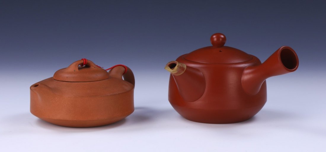 A JAPANESE TEAPOT & A CHINESE YIXING ZISHA TEAPOT (1 of 6)