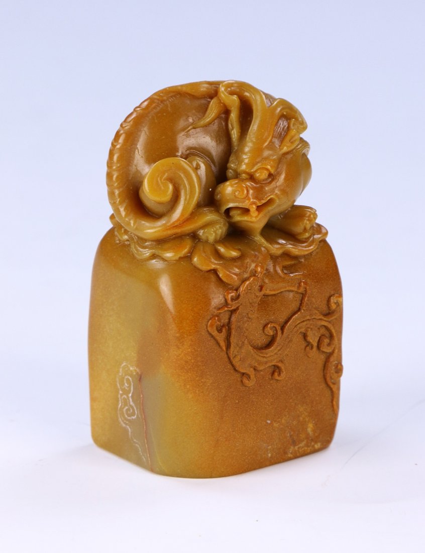 A CHINESE ANTIQUE SHOUSHAN SOAPSTONE SEAL (1 of 4)