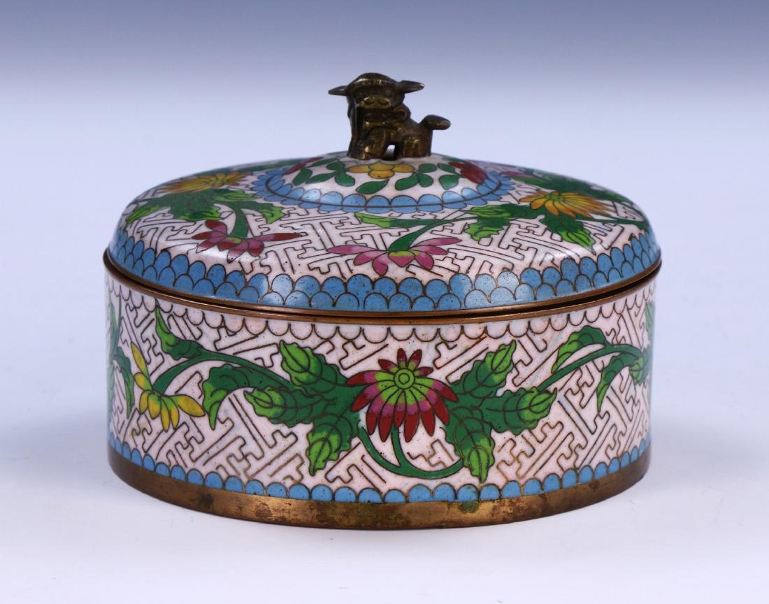 A CHINESE ANTIQUE CLOISONNE BRONZE VASE W COVER (1 of 5)