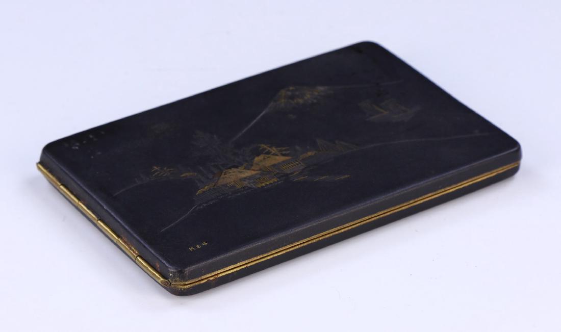 A JAPANESE ANTIQUE ENGRAVED DAMASCENE CIGARETTE CASE (1 of 8)
