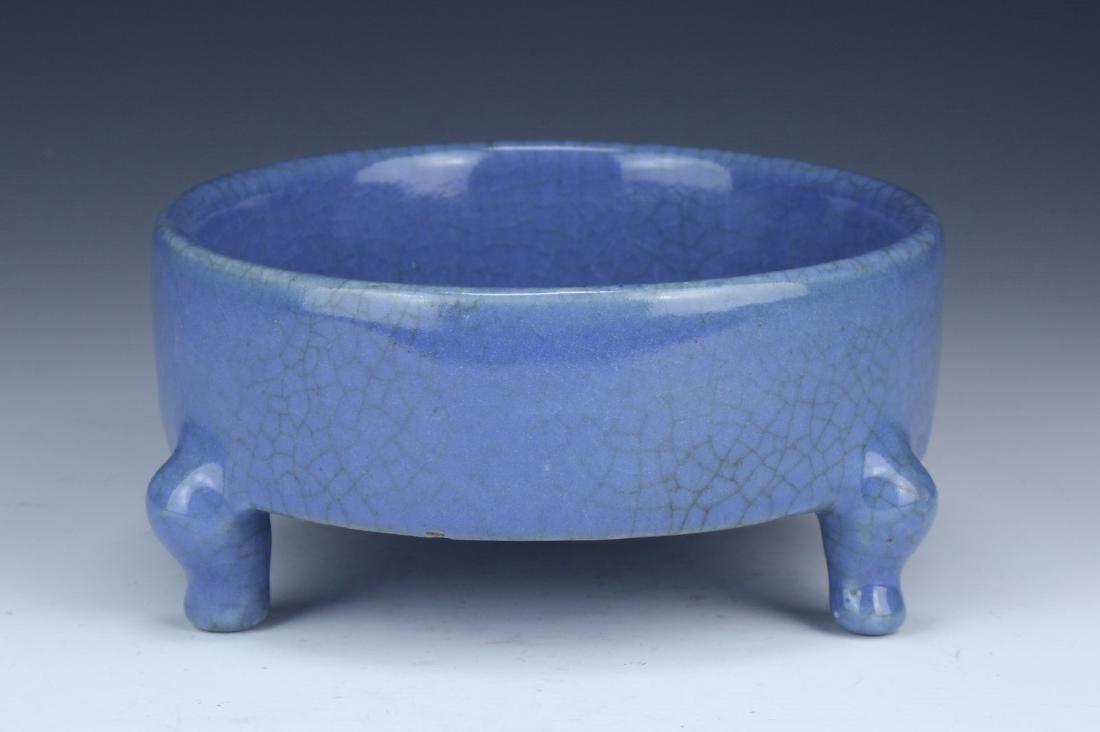 A CHINESE ANTIQUE BLUE GLAZED PORCELAIN TRIPOD CENSER (1 of 5)