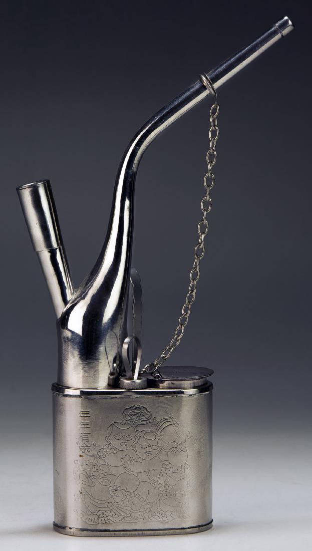 A CHINESE ANTIQUE WHITE BRASS PIPE (1 of 4)