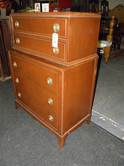 Mahogany Chest: .Duncan Phyfe