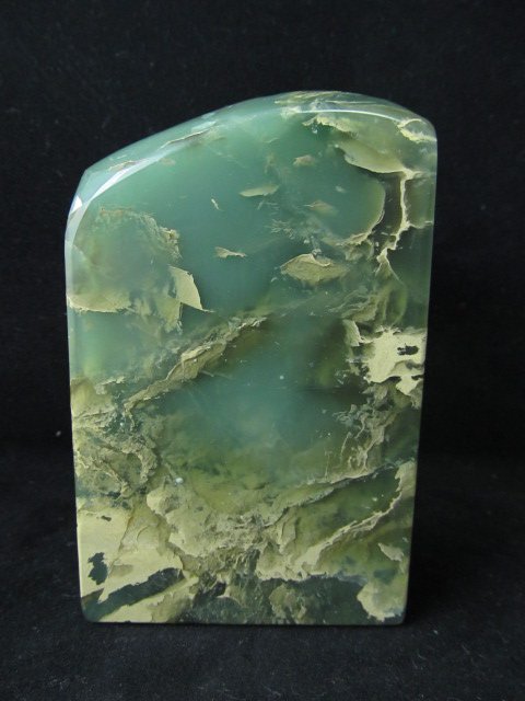 An Old Fine Chinese Green Soapstone: An Old Fine Chinese Soapstone , Precious in its Green Color , size: 9 X 5.6 X 2.7 CM