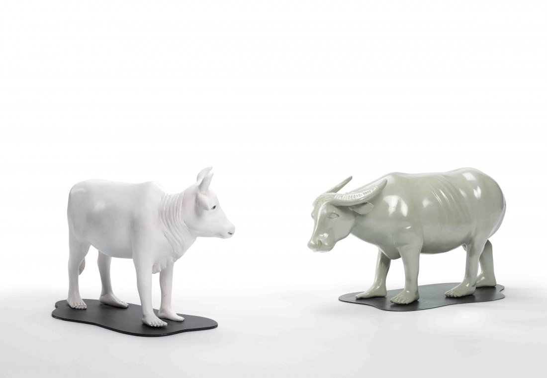 Ronald VENTURA: Zoomanities Series; Animals with Human Features (a set of 2) 2008 /2010 Fiberglass resin with acrylic polyurethane paint (unique) 31(L) x 13(W) x 17(H) cm (upper); 26(L) x 11(W) x 19(H) cm (lower)