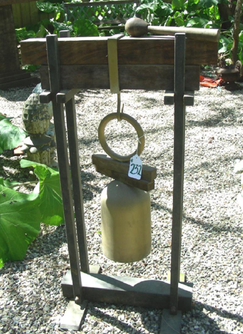 HEAVY VINTAGE WOOD AND BRASS GONG (1 of 1)