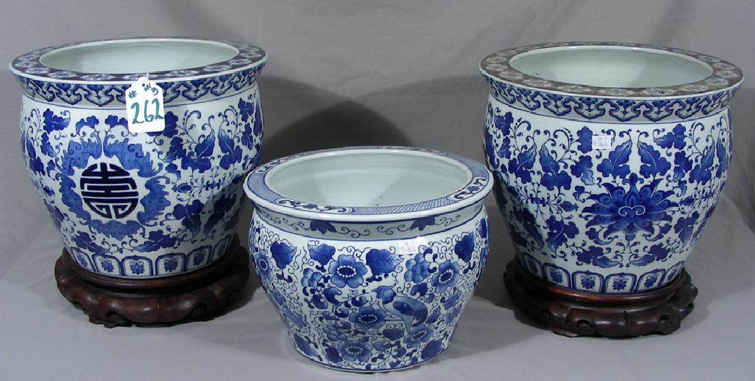 GROUP OF THREE CHINESE PORCELAIN FISH BOWLS (1 of 2)
