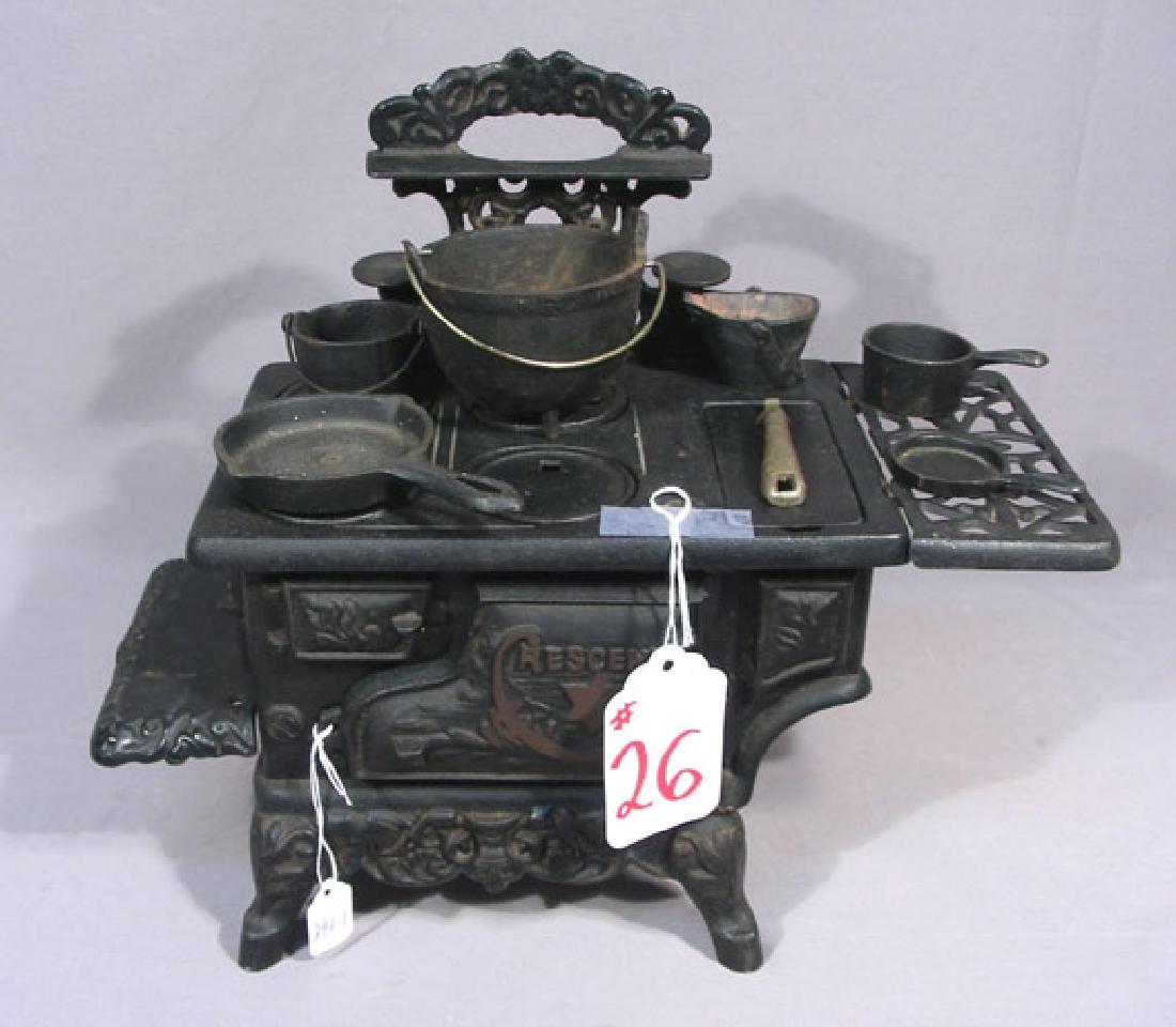 ANTIQUE "CRESCENT" CAST IRON SALESMEN'S STOVE (1 of 2)