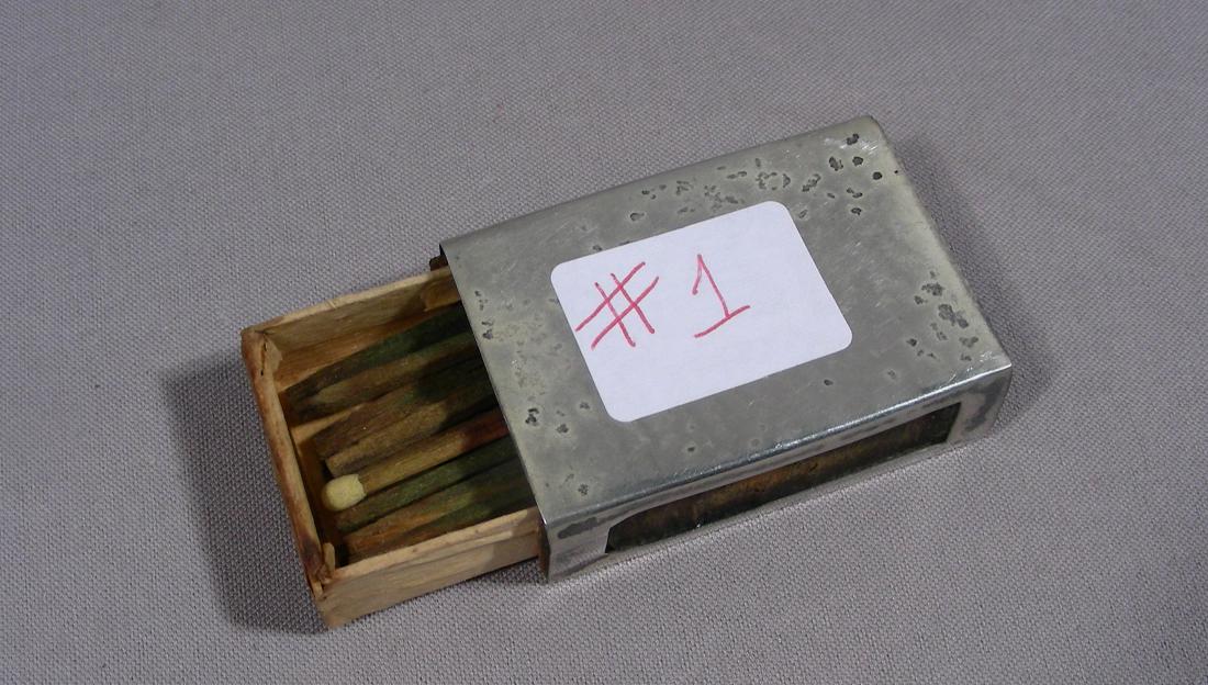 VINTAGE HAMMERED STERLING SILVER MATCH HOLDER (1 of 2)