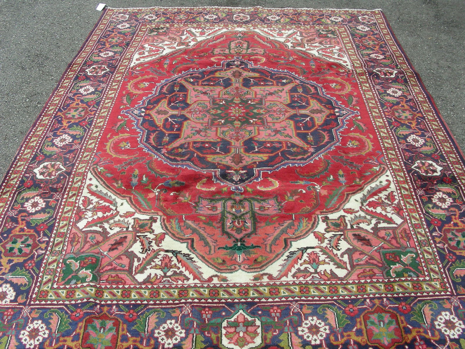 VINTAGE HAND KNOTTED PERSIAN HERIZ AREA RUG (1 of 1)