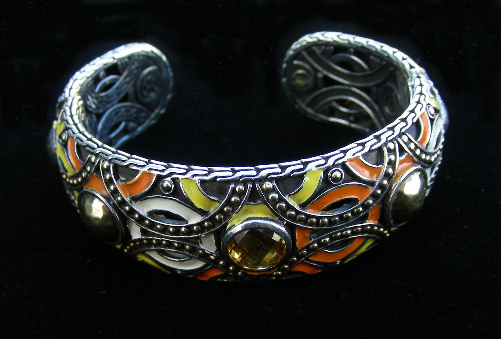 DESIGNER JOHN HARDY STERLING SILVER, 22K Y.G., CITRINE: John Hardy mark inside bracelet along with 22K & 925. Perfect condition.