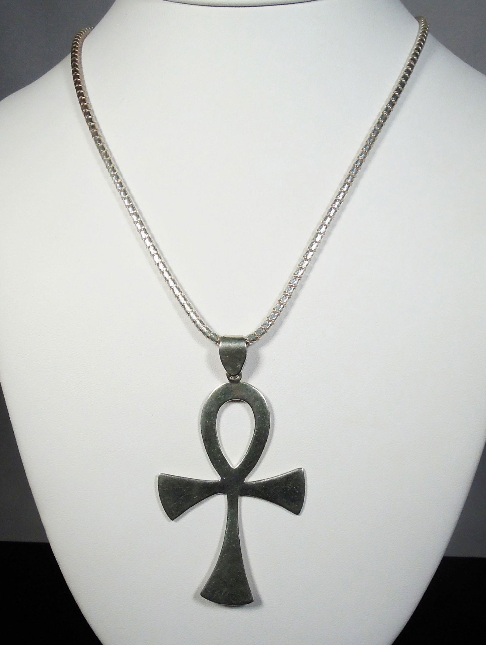 STERLING SILVER NECKLACE WITH CROSS PENDANT (1 of 1)