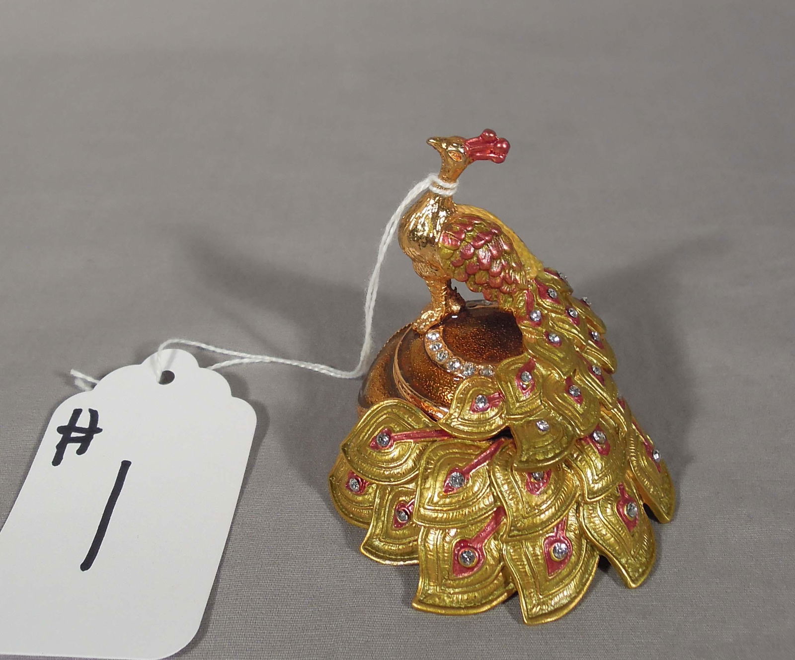 METAL, ENAMEL & RHINESTONE PEACOCK TRINKET BOX. (1 of 1)