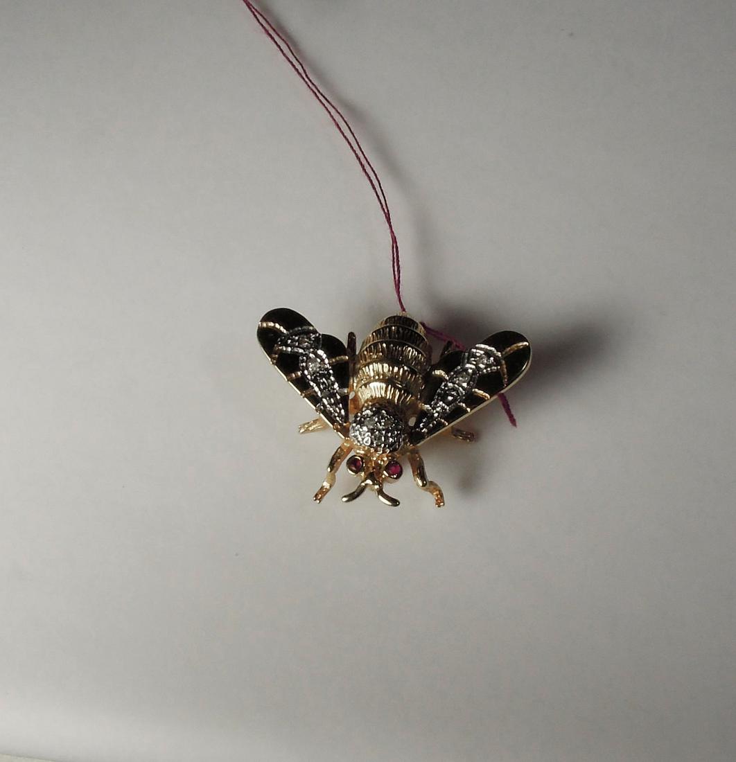 LADIES 14K Y.G., DIAMOND AND RUBY BEE BROOCH (1 of 2)