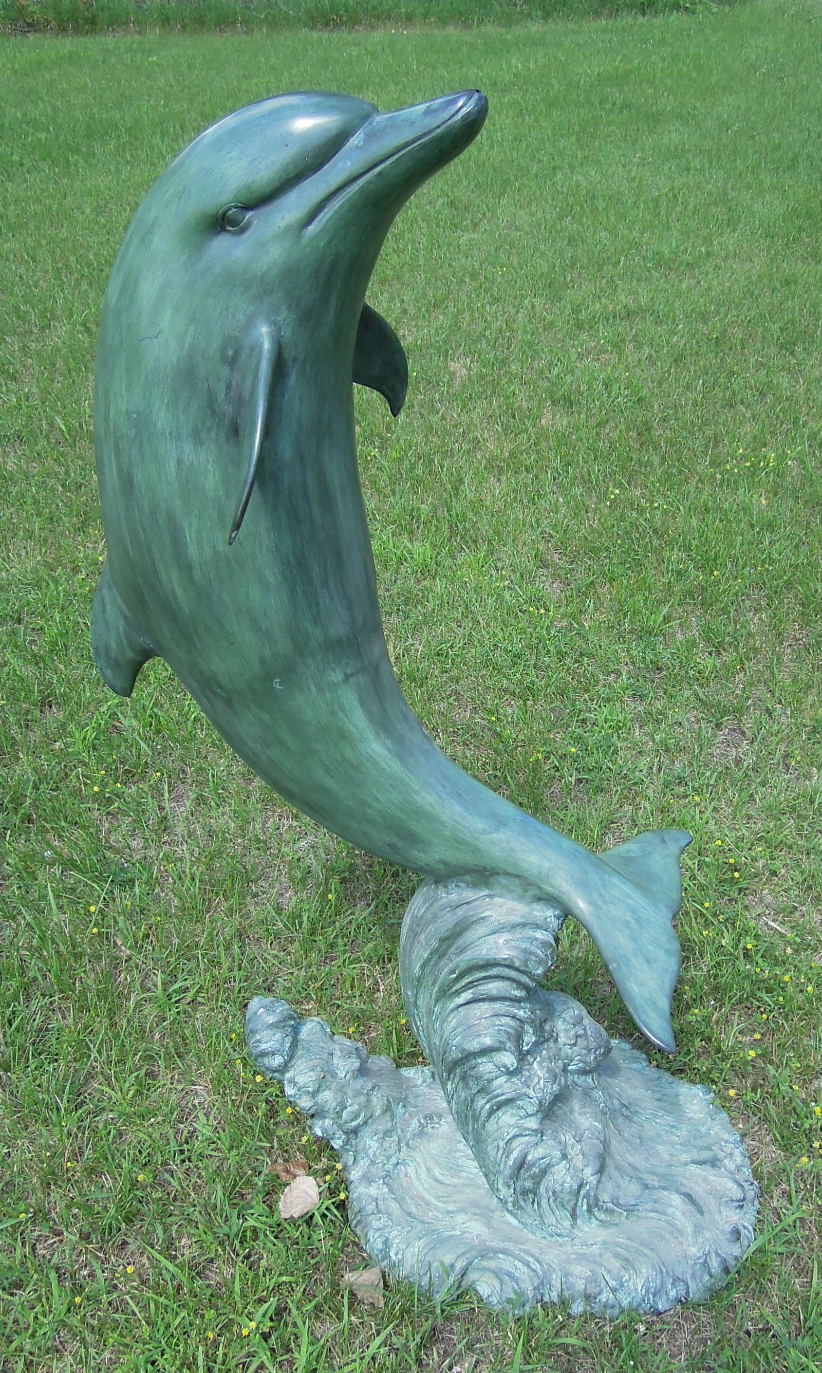 LARGE VINTAGE SINGLE DOLPHIN FOUNTAIN (1 of 1)