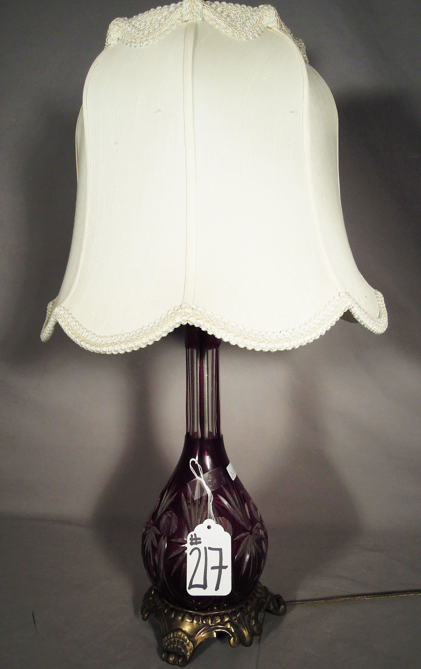 VINTAGE BRASS & RUBY OVERLAY CRYSTAL TABLE LAMP (1 of 2)