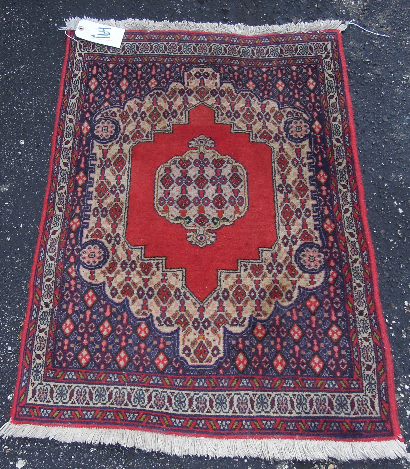 HAND KNOTTED PERSIAN HAMADAN AREA RUG (1 of 2)
