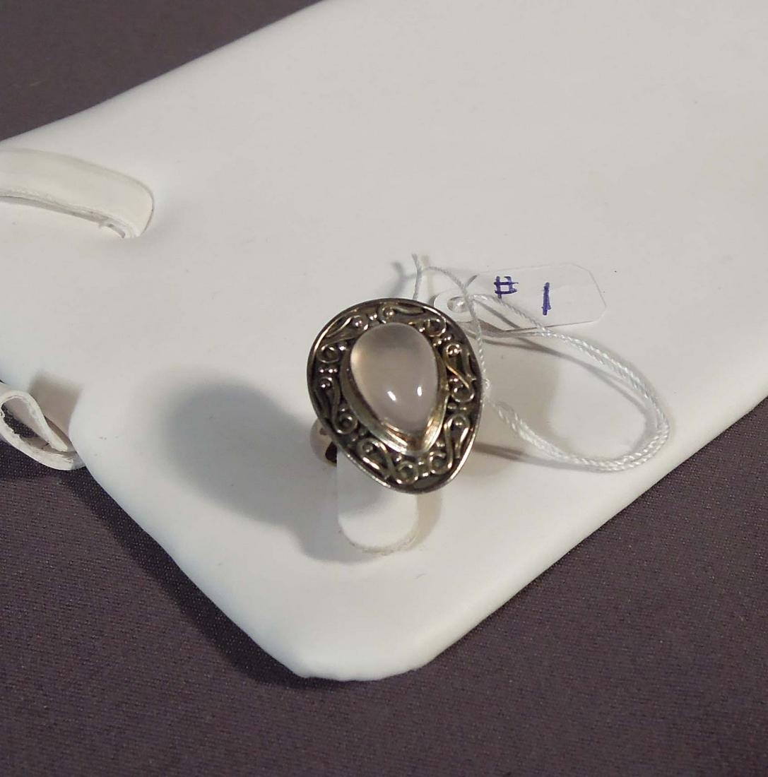 VINTAGE STERLING SILVER & MOONSTONE RING (1 of 1)