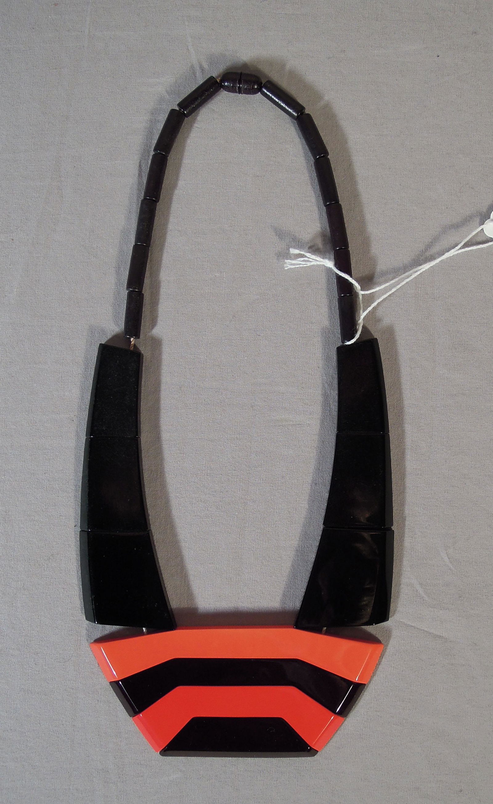 VINTAGE DESIGNER GUILLEMETTE L' HOIR (PARIS, FRANCE) NECKLACE (1 of 1)