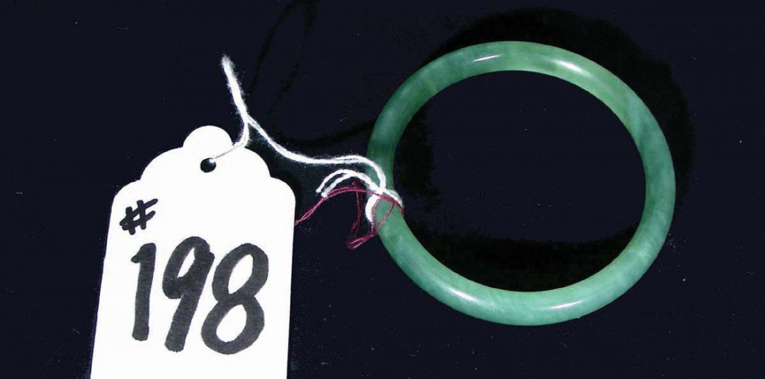 CHINESE JADE BANGLE BRACELET