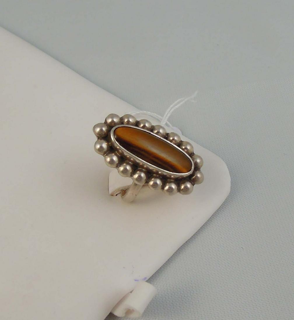 LADIES VINTAGE STERLING SILVER & TIGEREYE RING (1 of 2)