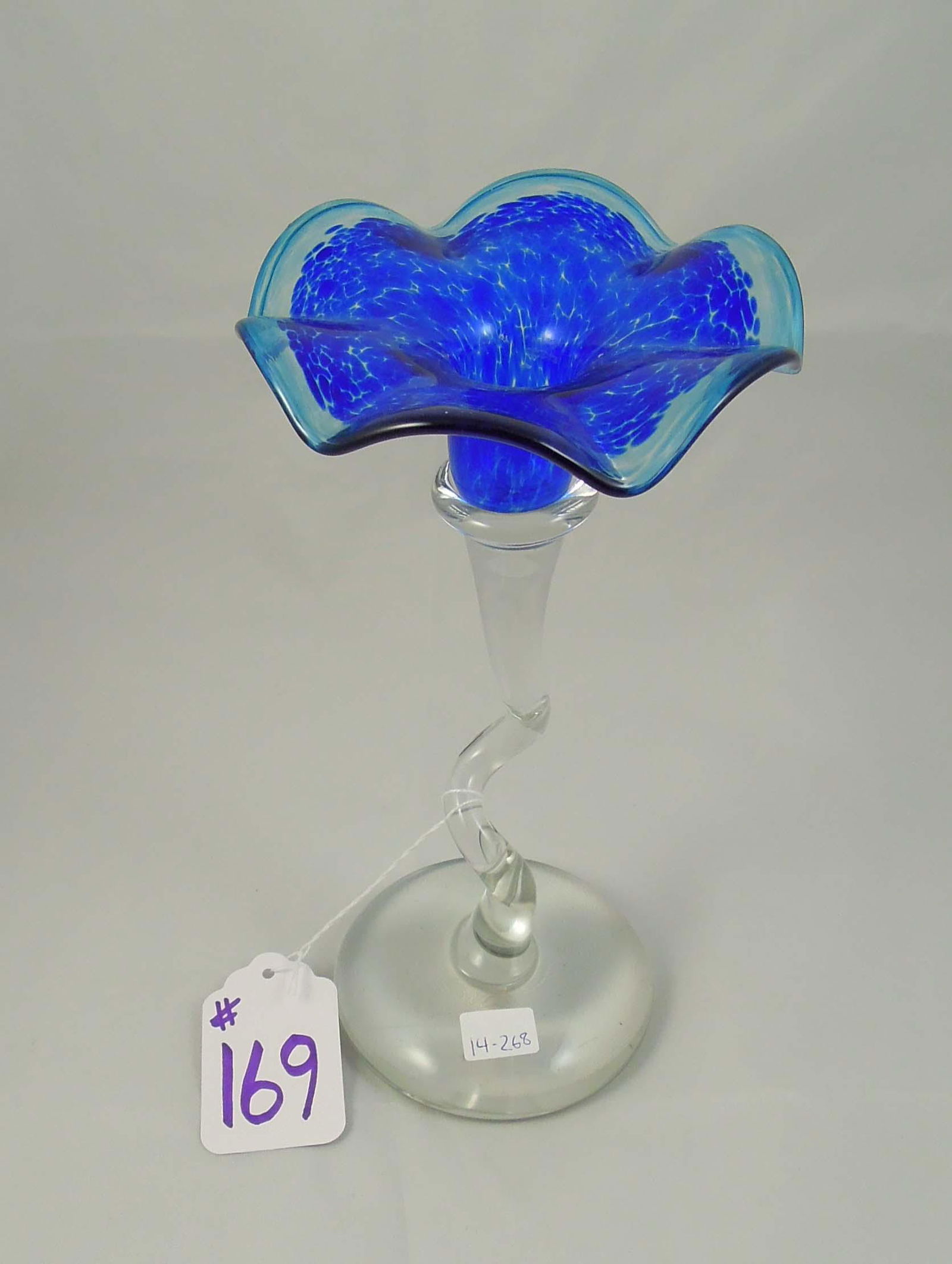 ITALIAN HAND BLOWN ART GLASS FLOWER VASE (1 of 1)